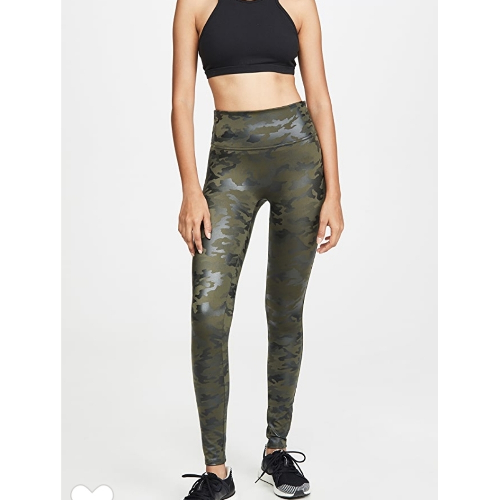 SPANX Camo Leggins